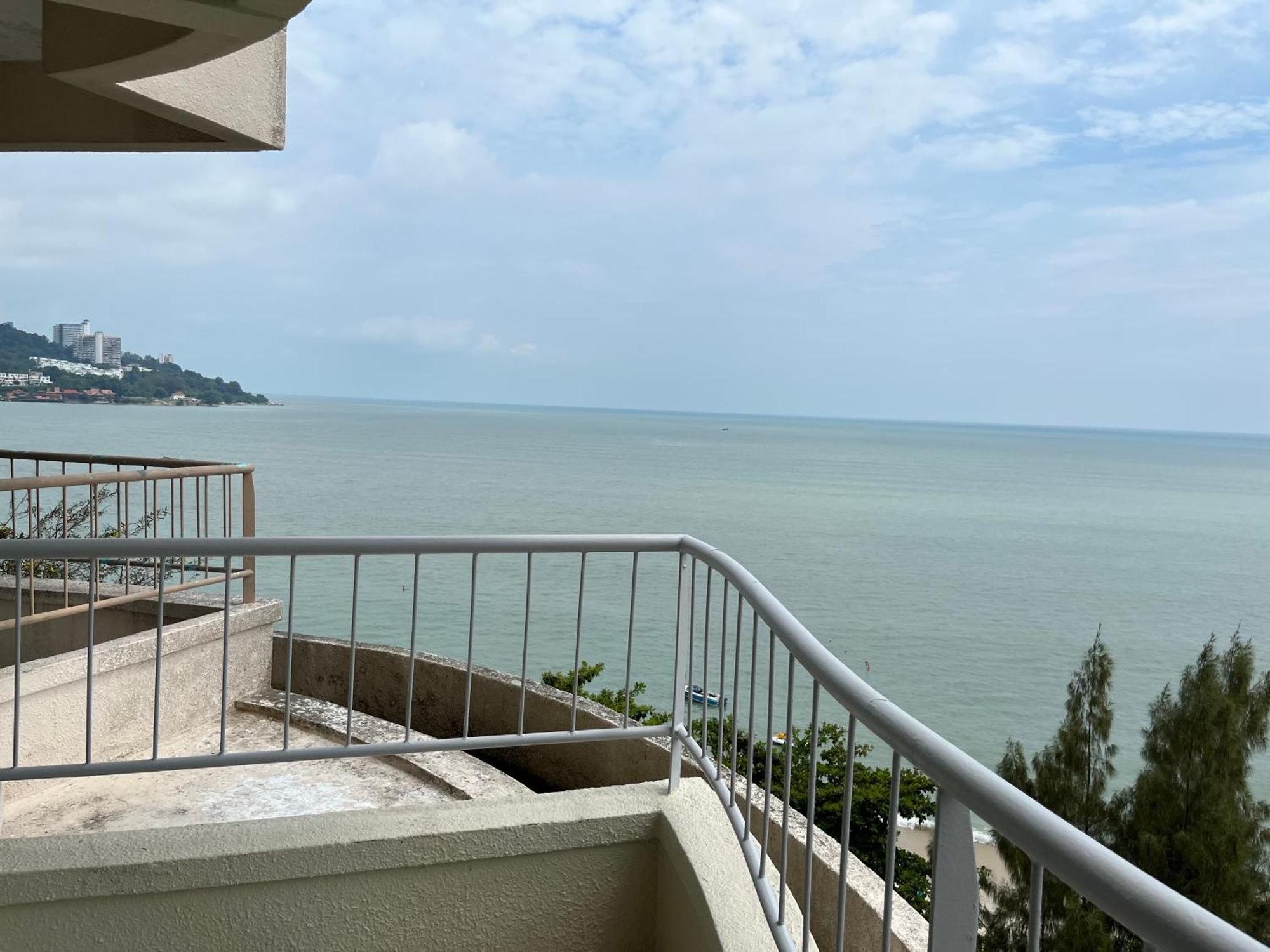 Paradise By The Sea In Penang By Veron At Rainbow Paradise Hotell Tanjung Bungah  Eksteriør bilde